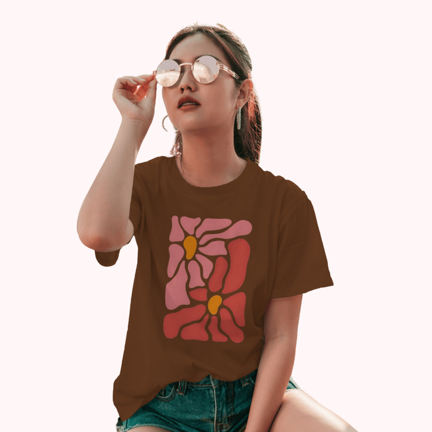 Trending Art D14: Women T-Shirt
