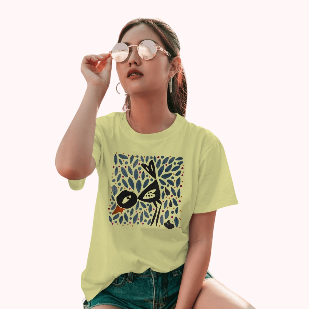 Trending Bengal Art D15: Bird: Women T-Shirt