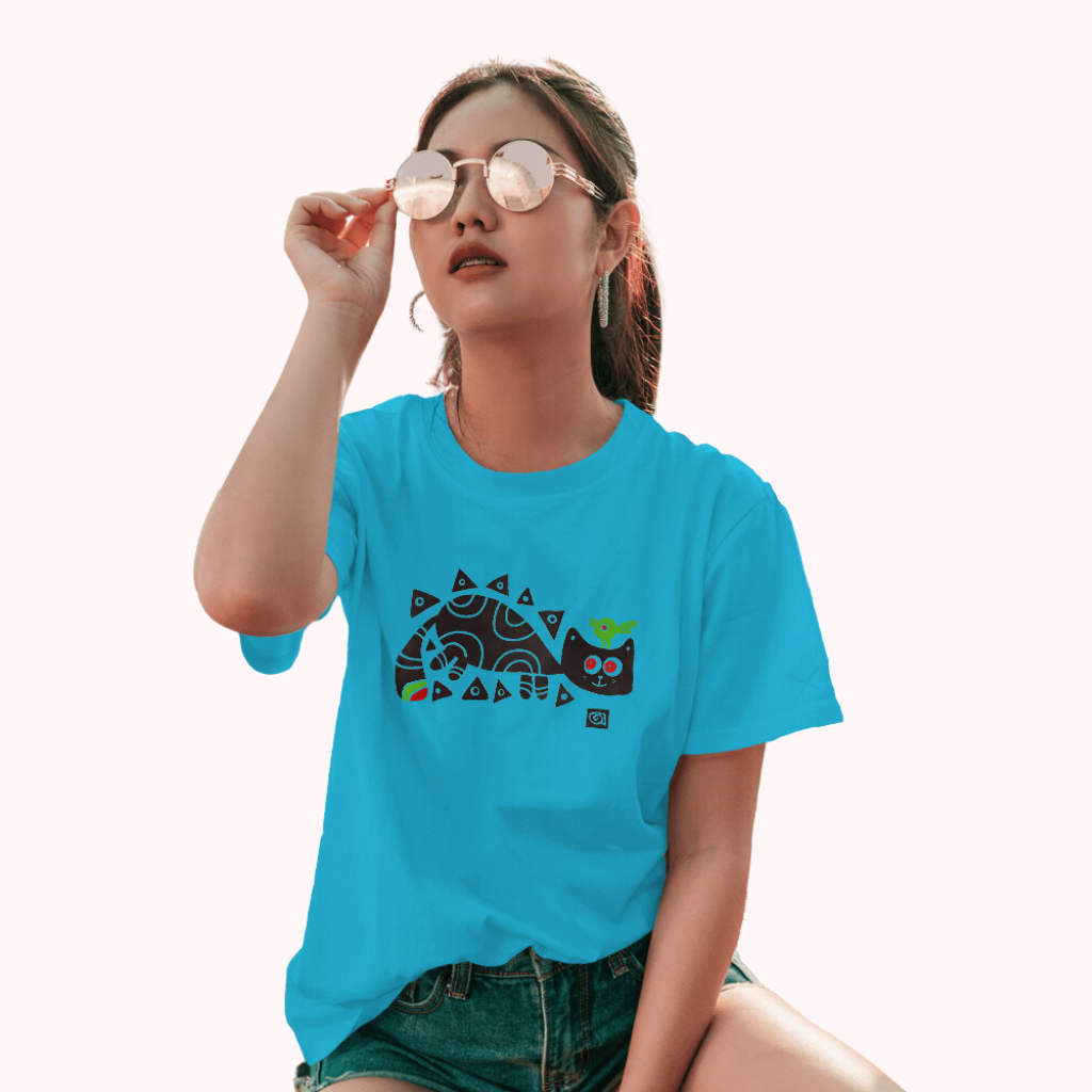 Trending Bengal Art D2: BirdOnCat: Women T-Shirt