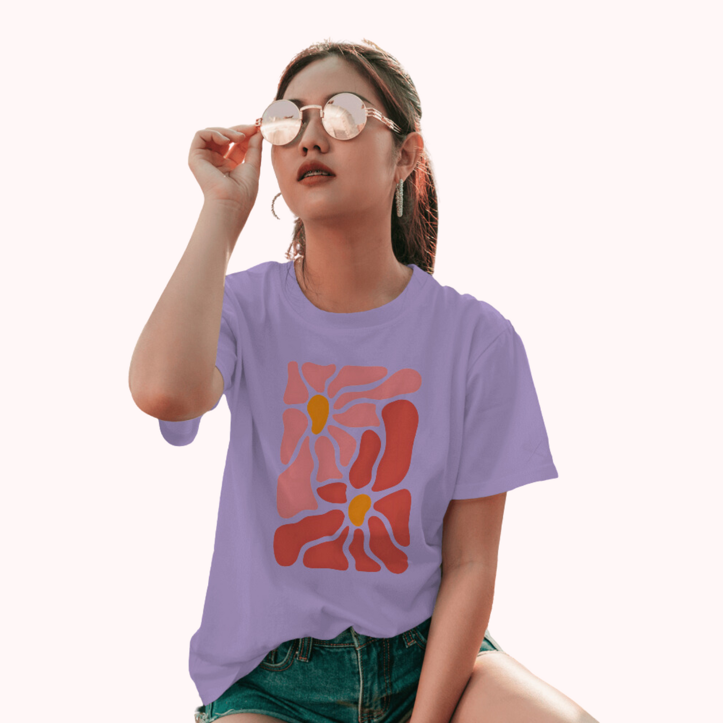 Trending Art D14: Women T-Shirt