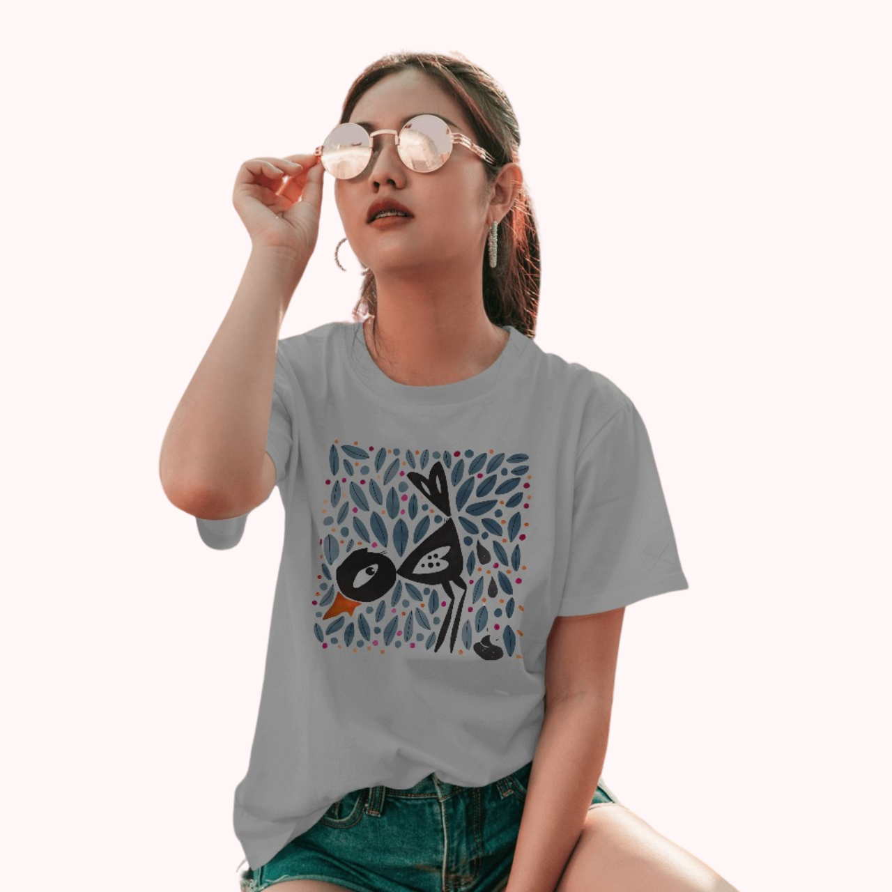 Trending Bengal Art D15: Bird: Women T-Shirt