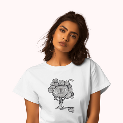Trending Art D10: Line Tree: Women T-Shirt