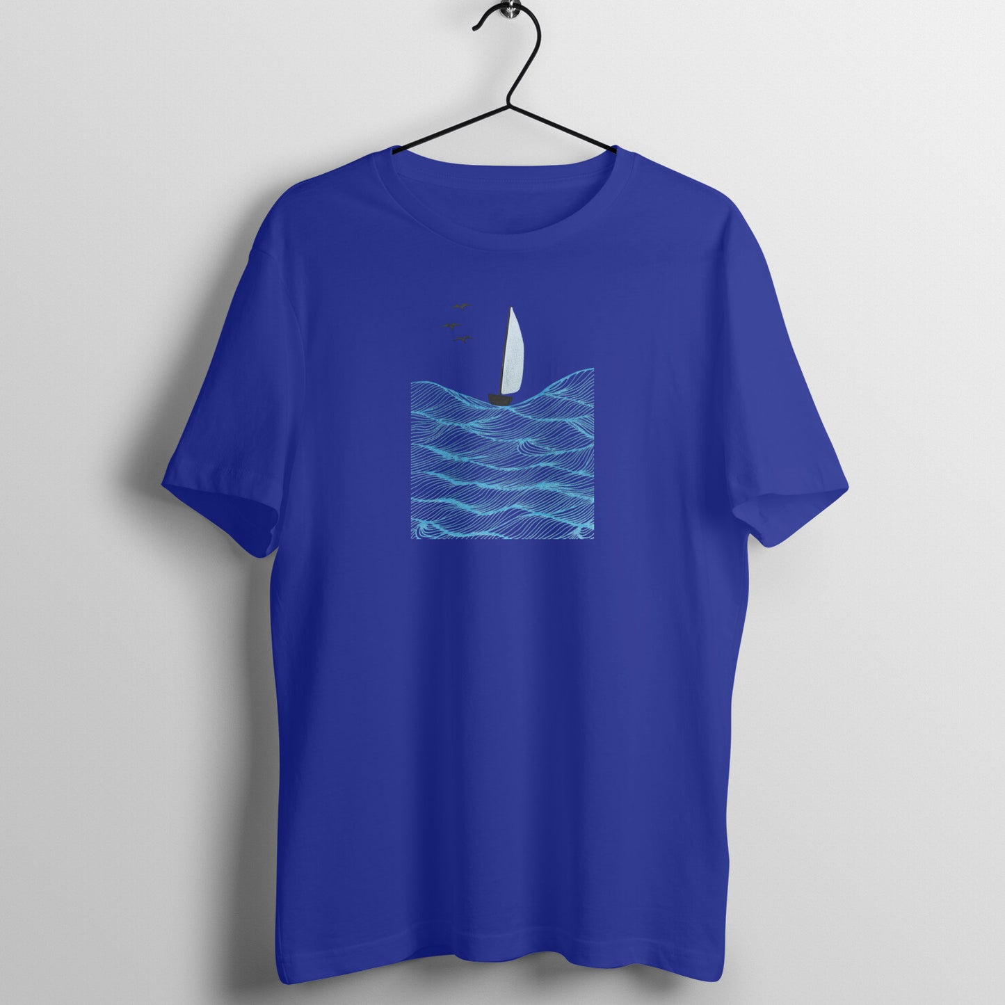 Trending Art D28: Boat in Sea: Unisex T-shirt